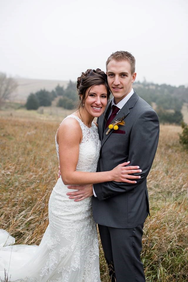 who is cole sprouse dating 2020